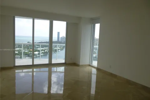 21050 Point PL # 2906, Aventura FL 33180