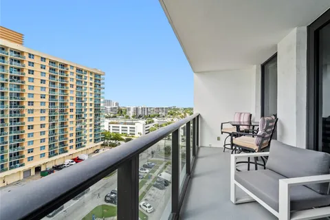 2301 S Ocean Dr # 1007, Hollywood FL 33019