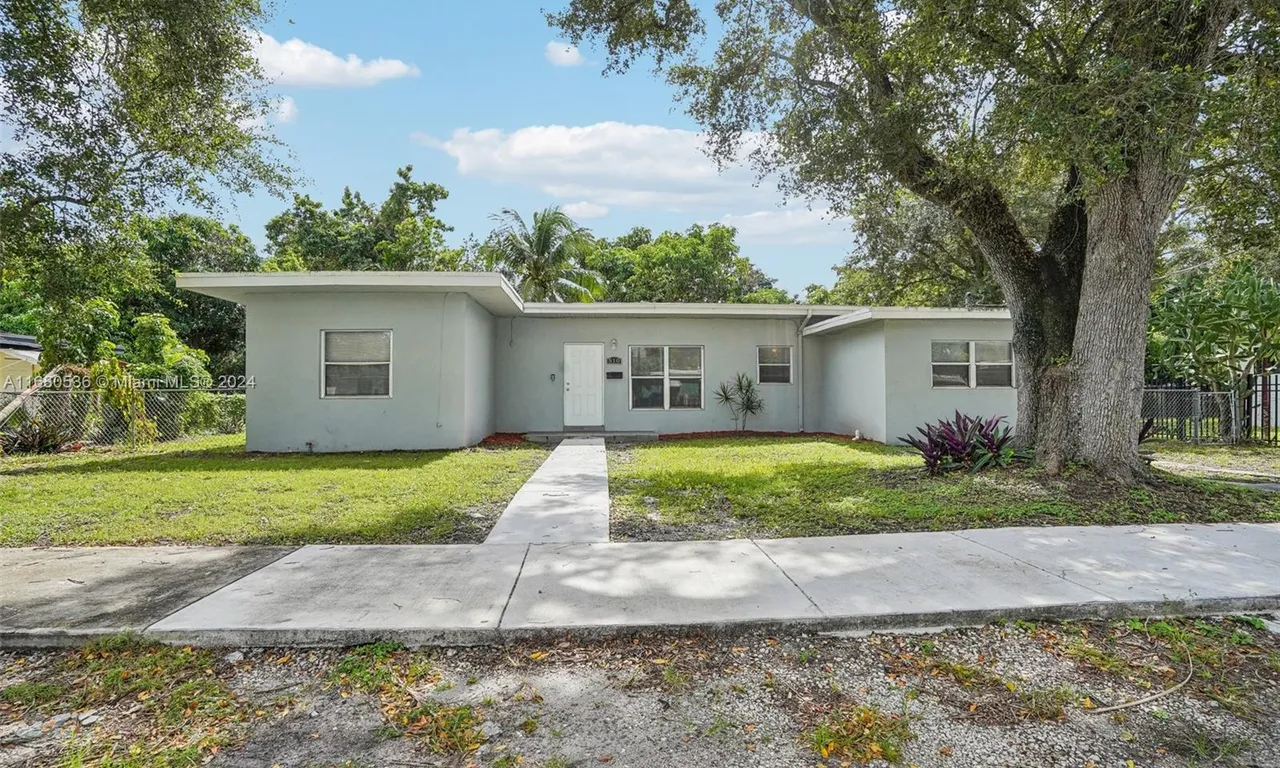 510 NE 132nd Ter, North Miami FL 33161