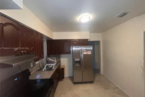 430 NW 121st St # 1, North Miami FL 33168