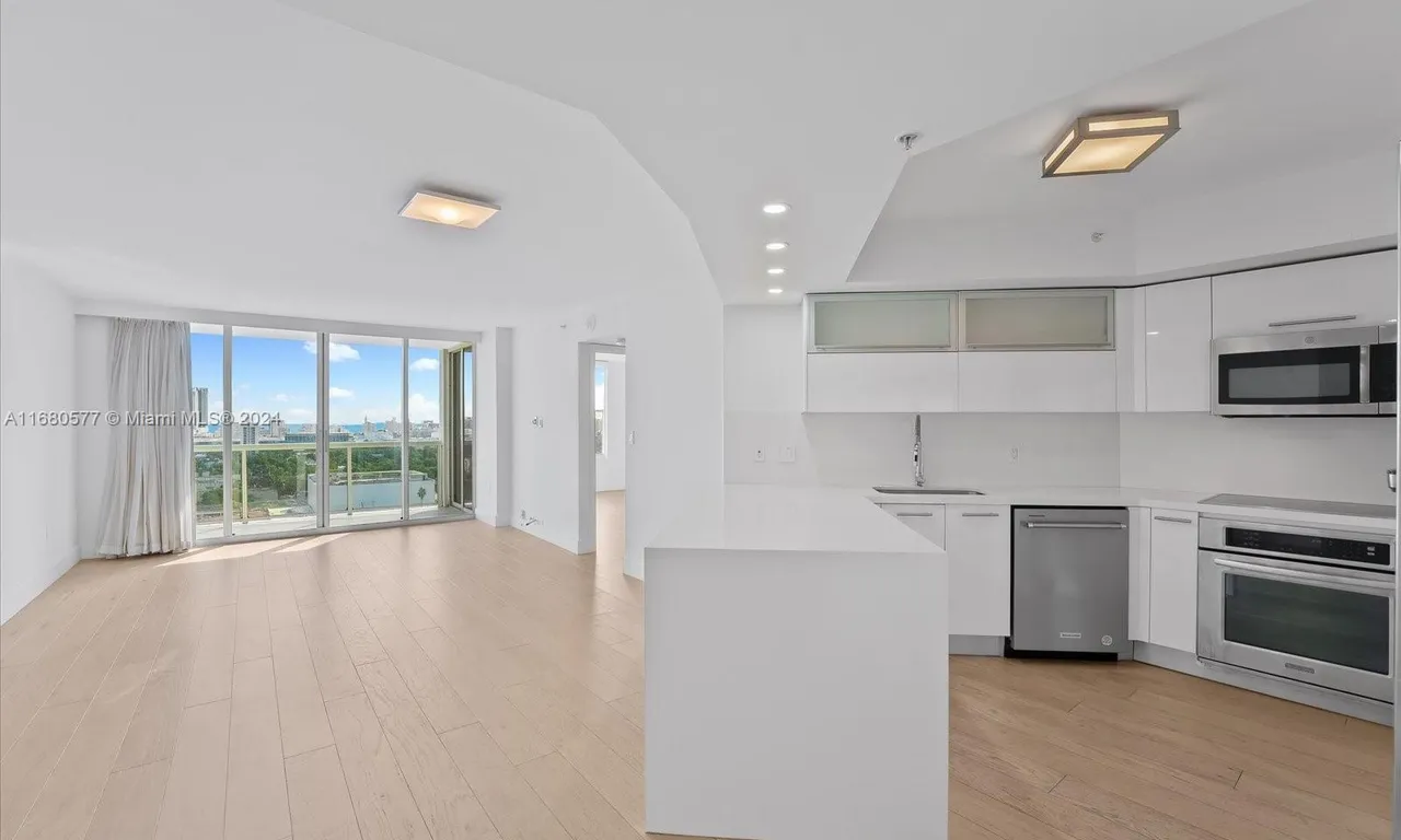 1800 Sunset Harbour Dr # 1703, Miami Beach FL 33139