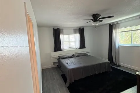 7910 SW 8th St # A, North Lauderdale FL 33068