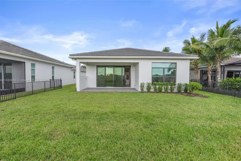 17143 SW Ambrose Way, Port St. Lucie FL 34986