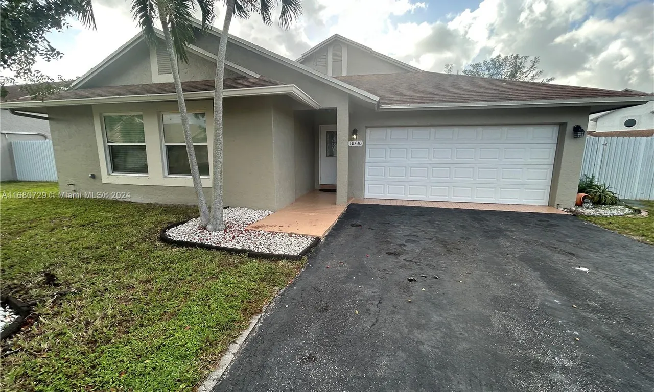 18730 NW 77th Ct # 18730, Hialeah FL 33015