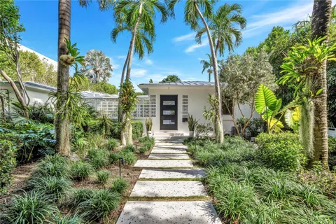 4271 Alton Rd, Miami Beach FL 33140