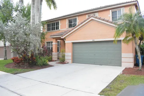 940 Tulip Cir, Weston FL 33327