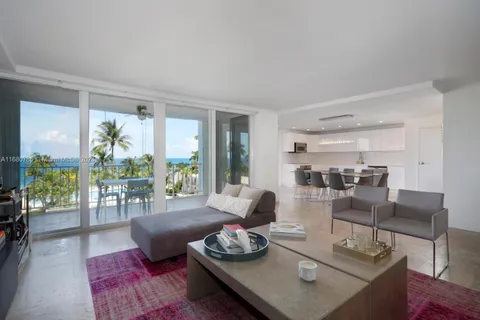 881 Ocean Dr # 3D, Key Biscayne FL 33149