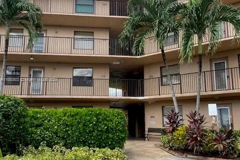 10101 Sunrise Lakes Blvd # 408, Sunrise FL 33322