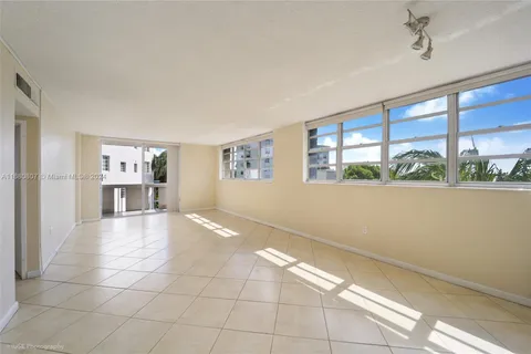 800 West Ave # 534, Miami Beach FL 33139