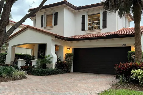 425 Pumpkin Dr, Palm Beach Gardens FL 33410