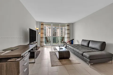 19380 Collins Ave # 1005, Sunny Isles Beach FL 33160