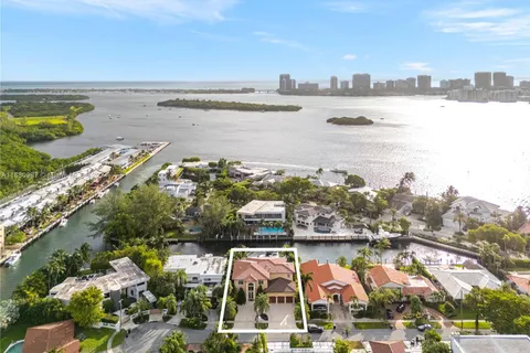 13255 Biscayne Bay Ter, North Miami FL 33181