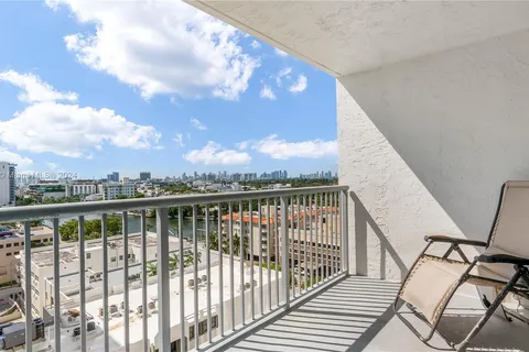 2655 Collins Ave # 1208, Miami Beach FL 33140