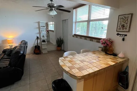 1515 NE 125th Ter # 411, North Miami FL 33161