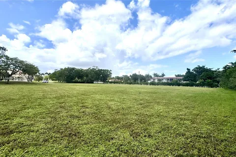 16250 Saddle Club Rd, Weston FL 33326