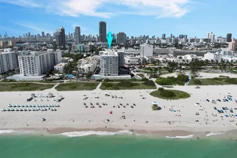 465 Ocean Dr # 1004, Miami Beach FL 33139