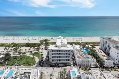 465 Ocean Dr # 1004, Miami Beach FL 33139