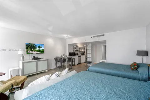 100 Lincoln Rd # 320, Miami Beach FL 33139