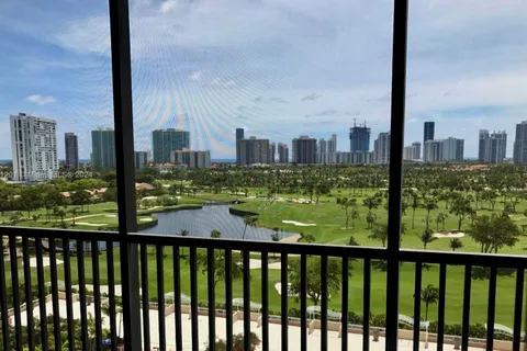 20301 W Country Club Dr # 1226, Aventura FL 33180