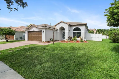 14265 NW 18th Pl, Pembroke Pines FL 33028