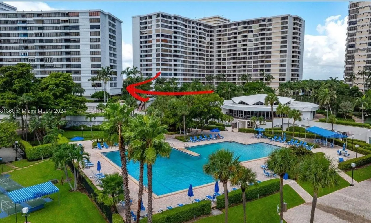 500 Three Islands Blvd # 106, Hallandale Beach FL 33009