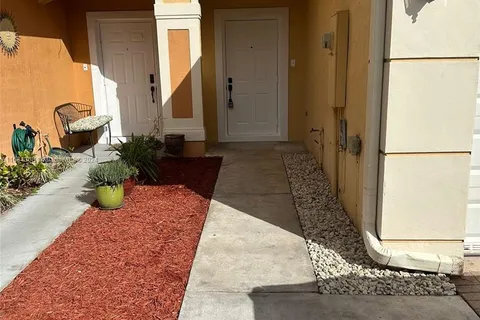 6410 Catalina Ln # 6410, Tamarac FL 33321