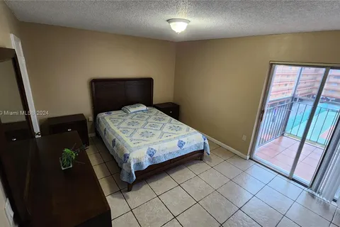 1810 W 56th St # 3420, Hialeah FL 33012