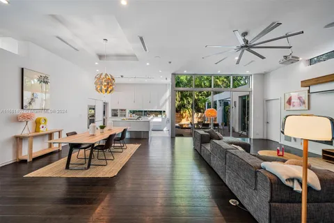 3855 Poinciana Ave, Miami FL 33133
