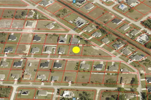 3808 21st St W, Lehigh Acres FL 33971