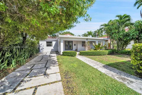 2369 SW 13th St, Miami FL 33145