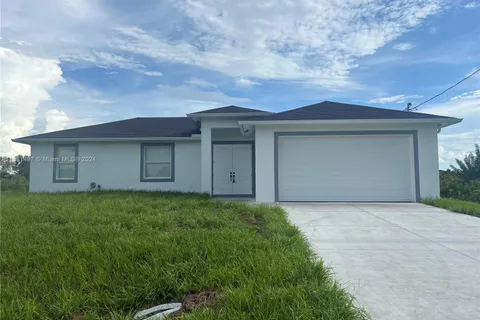 2809 W 64th St, Lehigh Acres FL 33971