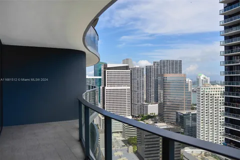 1000 Brickell Plaza # 3307, Miami FL 33131