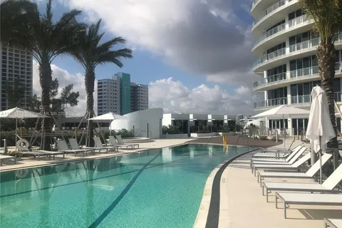 701 N Fort Lauderdale Blvd # 1004, Fort Lauderdale FL 33304