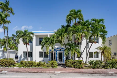 725 81st St # 1, Miami Beach FL 33141