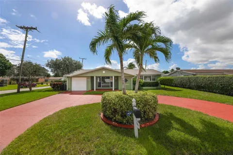 6840 SW 27th Ct, Miramar FL 33023