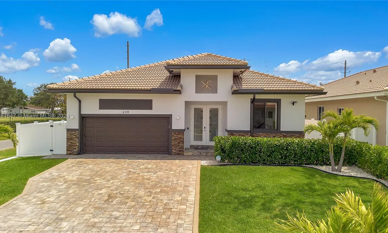238 SE 2nd Ter # 1, Dania Beach FL 33004
