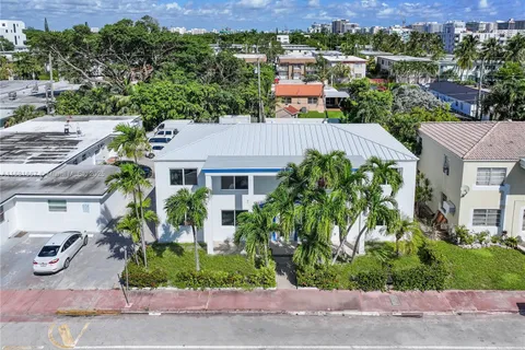 725 81st St # 2, Miami Beach FL 33141