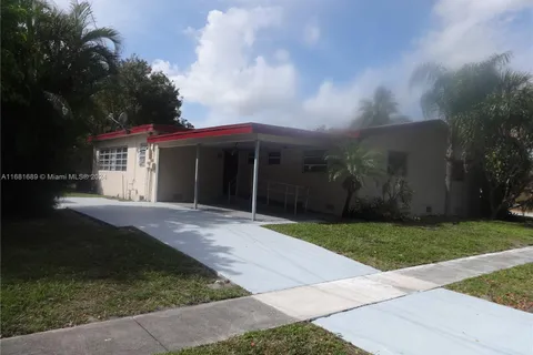 5700 Sheridan St, Hollywood FL 33021