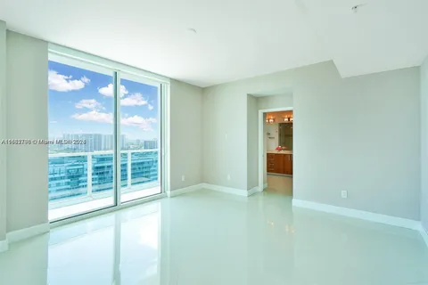 1945 S Ocean Dr # 2303, Hallandale Beach FL 33009