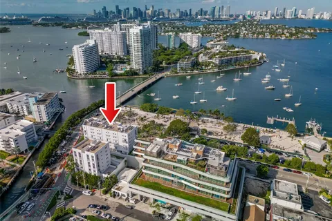 1701 Sunset Harbour Dr # 203, Miami Beach FL 33139