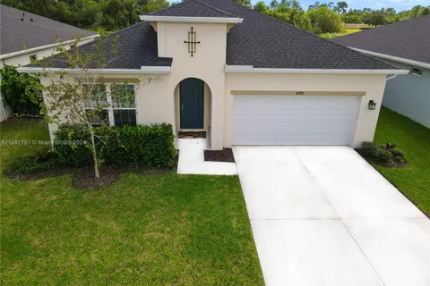 10790 SW Pacini Way, Port St. Lucie FL 34987