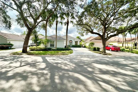 135 Hampton Cir, Jupiter FL 33458