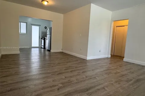 105 S Shore Dr # 2, Miami Beach FL 33141