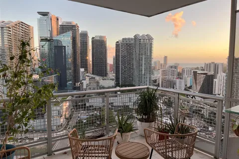 350 S Miami Ave # 3404, Miami FL 33130