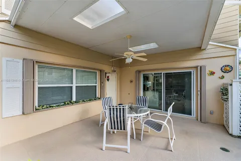 6304 Wheatley Ct, Boynton Beach FL 33436