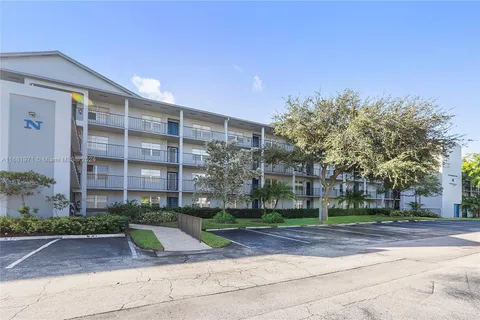 12500 SW 6th St # 307N, Pembroke Pines FL 33027