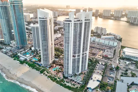 18201 Collins Ave # 1905, Sunny Isles Beach FL 33160