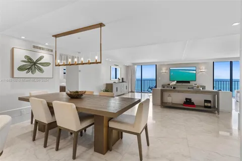 2625 Collins Ave # 1106, Miami Beach FL 33140