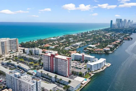 3133 S Ocean Dr # 219, Hallandale Beach FL 33009