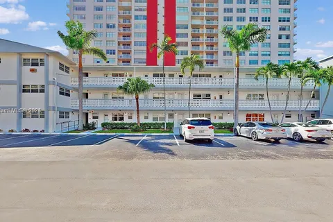 3133 S Ocean Dr # 219, Hallandale Beach FL 33009